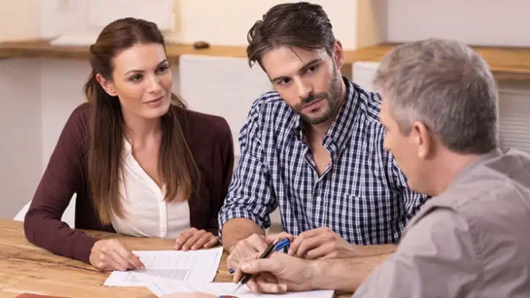 Administrador-eclesiastico - Tecnológico Universitario Rumiñahui