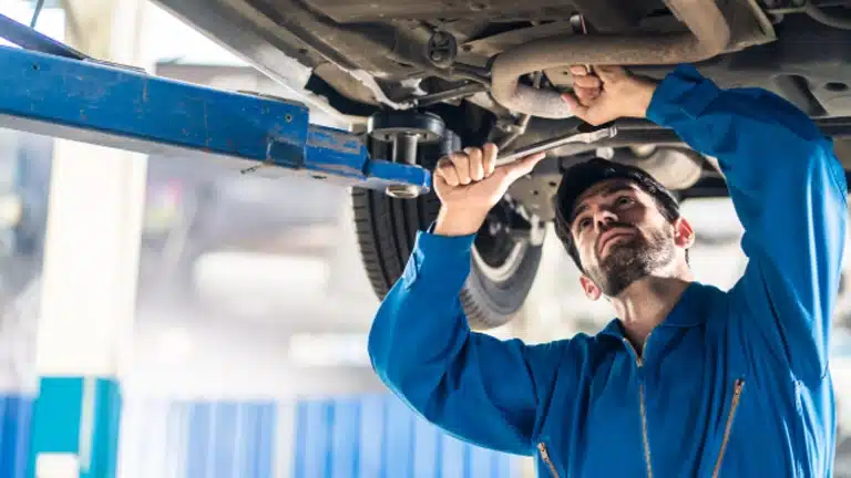 Mecanico - Tecnológico Universitario Rumiñahui